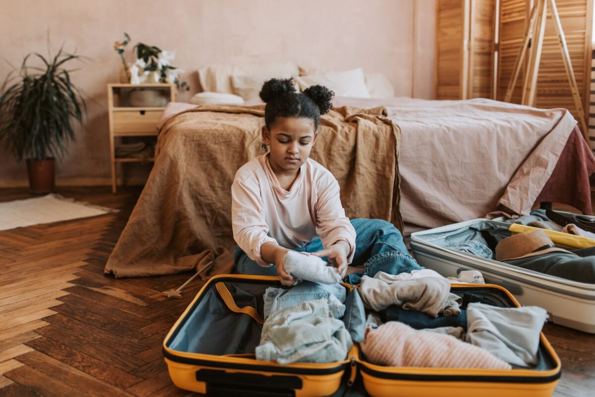 Vacances de la Toussaint : l'avion 10 % plus cher sur un an, comment garder son budget en main
