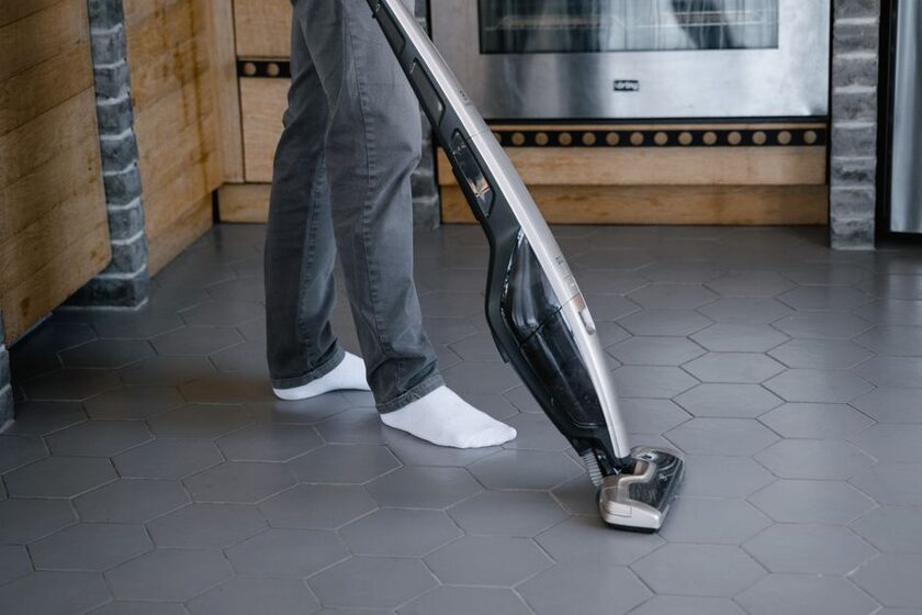 7000 sans sac, PowerCyclone 8, brosse turbo animaux PHILIPS